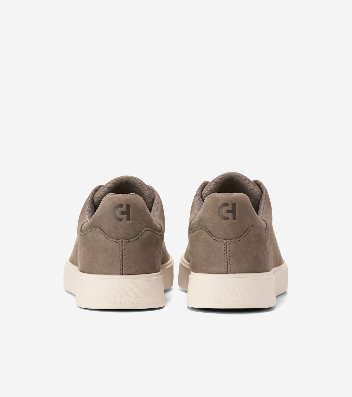C43997:CH TRUFFLE NUBUCK / IVORY
