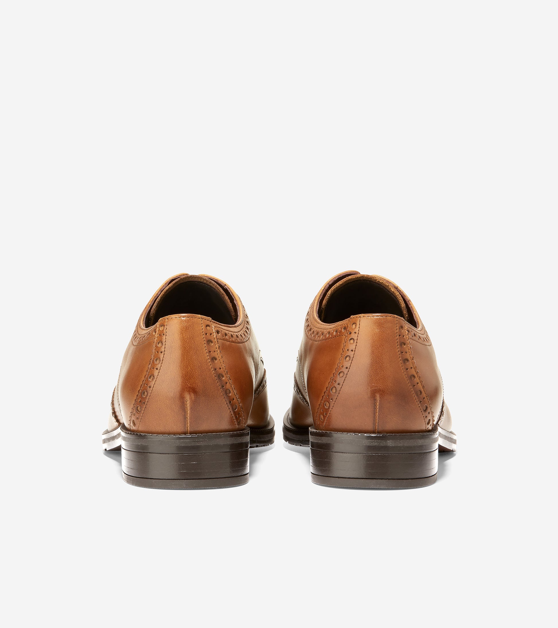 Modern Essentials Wingtip Oxford